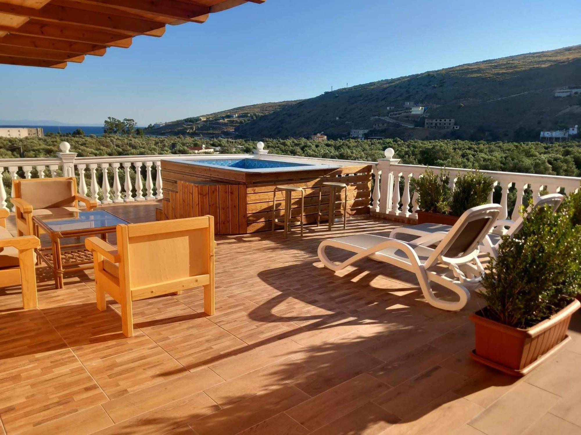 Irini'S Guesthouse Qeparo Exterior photo