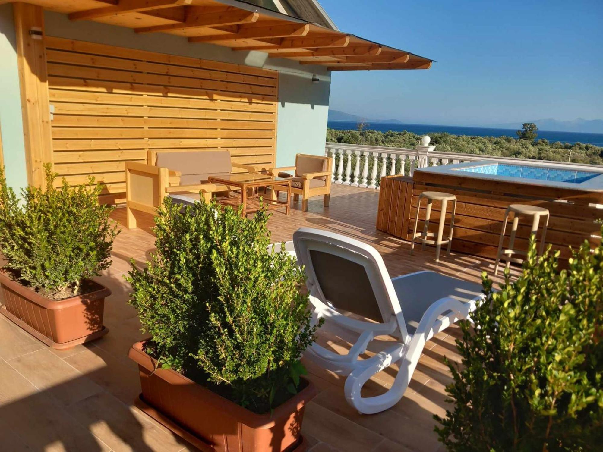 Irini'S Guesthouse Qeparo Exterior photo